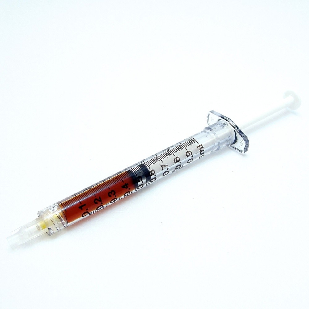 Fresh Cannabis High CBD Premium CO2 Extracted Oil